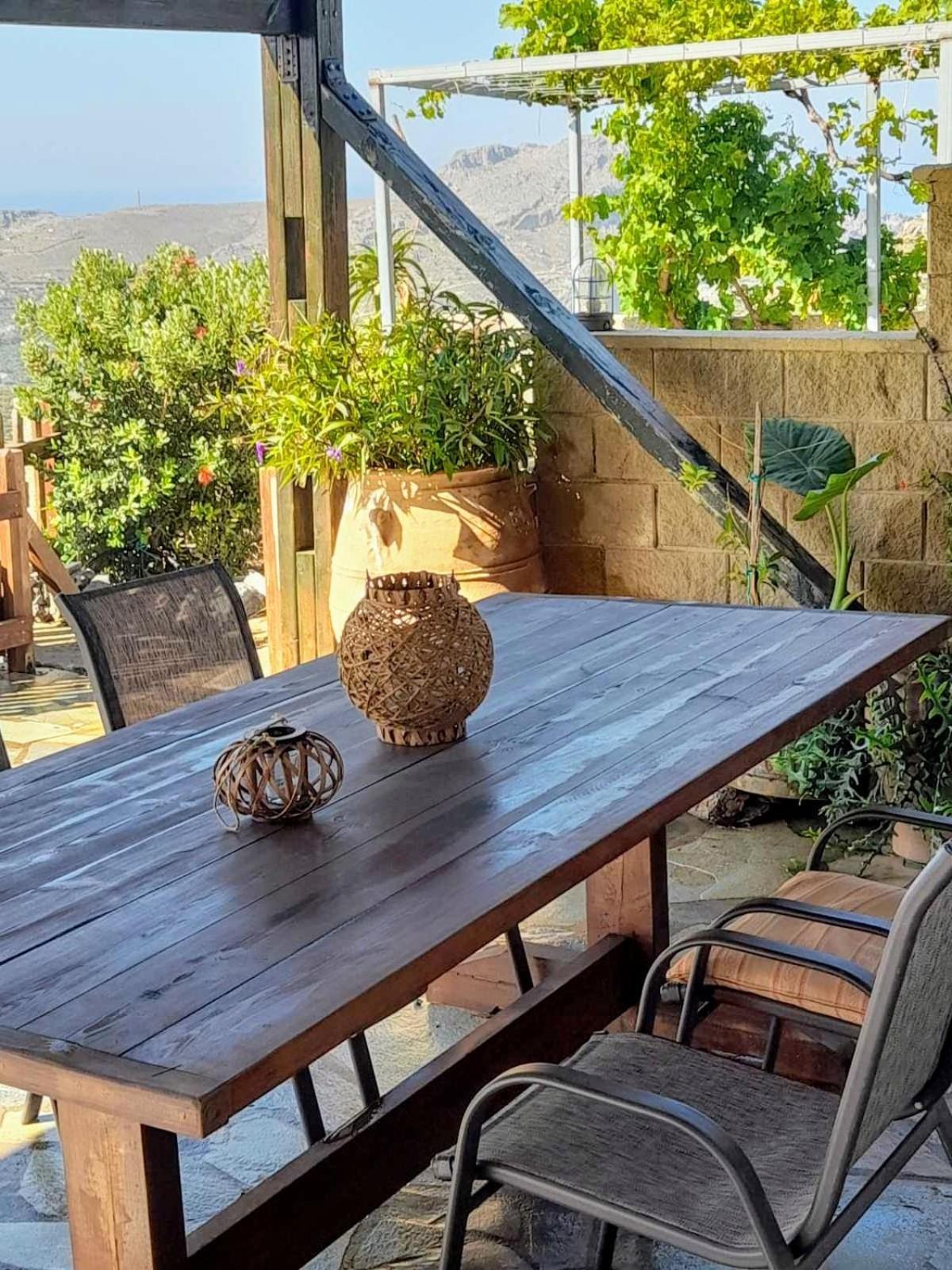 Holiday home Arodamos